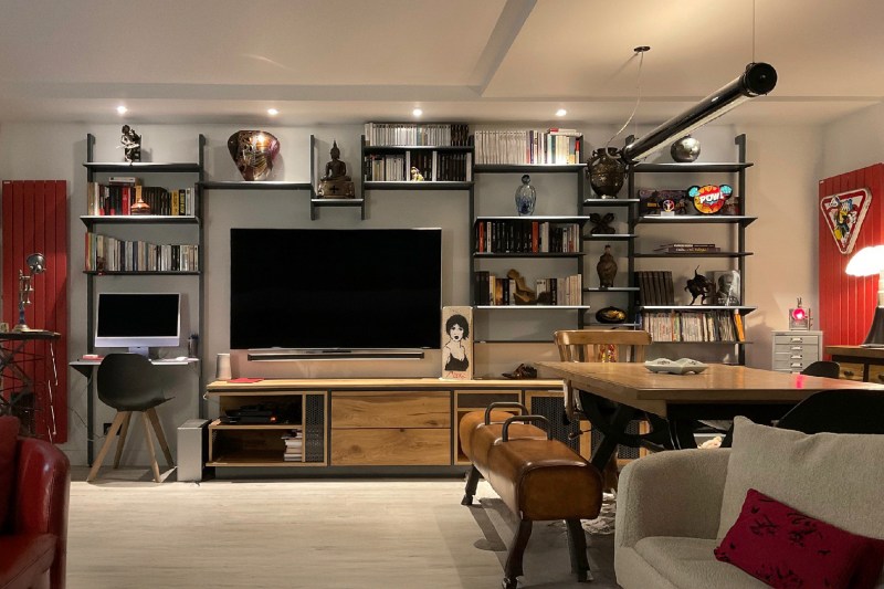 ETAGERE MURALE AUX FIXATIONS INVISIBLES